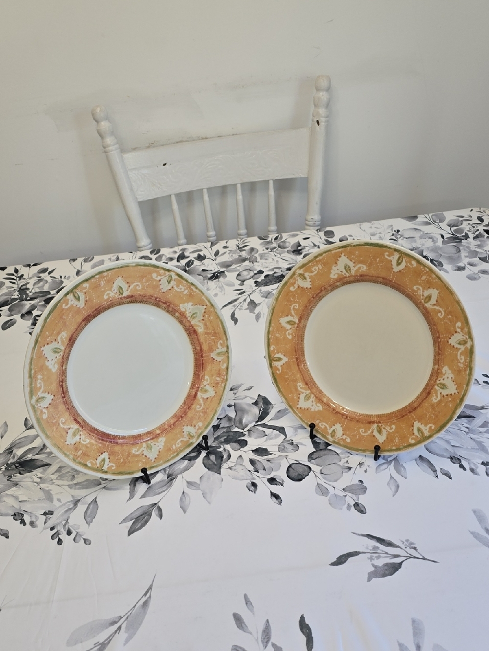 Pier 1 Set Of 2 Earthenware Moroccan Plates England